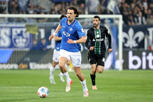 11.04.2026, xtvx, Fussball 2.Bundesliga, SV Darmstadt 98 - Hannover 96 v.l. Fraser Hornby (SV Darmstadt 98) Portrait (DFL DFB REGULATIONS PROHIBIT ANY USE OF PHOTOGRAPHS as IMAGE SEQUENCES and or QUASI-VIDEO) Darmstadt