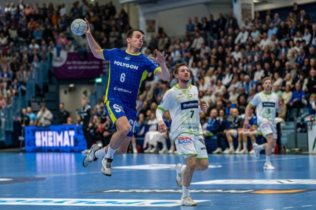 Daikin Handball Bundesliga, VfL Gummersbach - HSG Wetzlar, 11.04.2026 MiloÅ¡ VujoviÄ‡ (VfL Gummersbach, 6), Dominik Mappes, Rueckraum, (HSG Wetzlar 7), ; Daikin Handball Bundesliga, VfL Gummersbach - HSG Wetzlar, 11.04.2026 Copyright: xBEAUTIFULxSPORTS Erlhofx