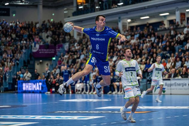 Daikin Handball Bundesliga, VfL Gummersbach - HSG Wetzlar, 11.04.2026 MiloÅ¡ VujoviÄ‡ (VfL Gummersbach, 6), Dominik Mappes, Rueckraum, (HSG Wetzlar 7), ; Daikin Handball Bundesliga, VfL Gummersbach - HSG Wetzlar, 11.04.2026 Copyright: xBEAUTIFULxSPORTS Erlhofx