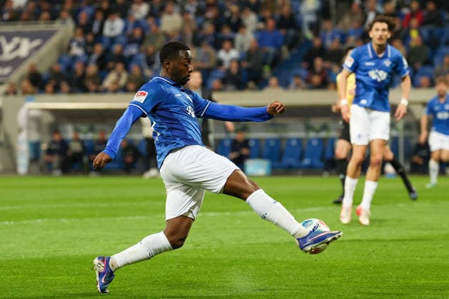 2026.04.11 xjfx 2.Bundesliga 29.Spieltag SV Darmstadt 98 - Hannover 96 v.l., Matondo-Merveille Papela (SV Darmstadt 98) in aktion, in action, (DFL DFB REGULATIONS PROHIBIT ANY USE OF PHOTOGRAPHS as IMAGE SEQUENCES and or QUASI-VIDEO)