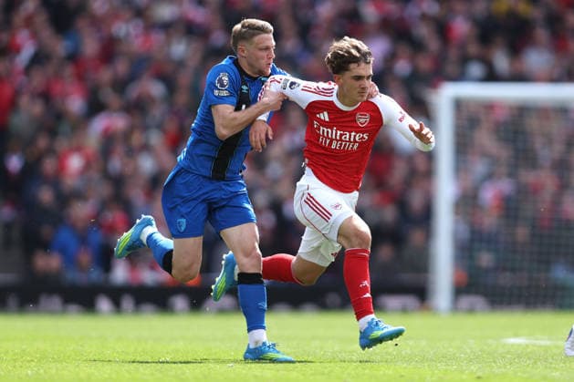 Arsenal v Bournemouth 11 April 2026, London - Premier League Football - Arsenal v AFC Bournemouth - Adrien Truffert of Bournemouth and Max Dowman of Arsenal - Photo: Charlotte Wilson Offside. London UK Copyright: xCharlottexWilsonx xOffsidexOffside