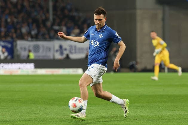 2026.04.11 xjfx 2.Bundesliga 29.Spieltag SV Darmstadt 98 - Hannover 96 v.l., Sergio Lopez (SV Darmstadt 98) in aktion, in action, (DFL DFB REGULATIONS PROHIBIT ANY USE OF PHOTOGRAPHS as IMAGE SEQUENCES and or QUASI-VIDEO)