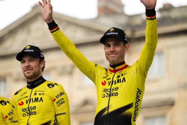 Radsport, Paris-Roubaix, Team-Präsentation Herren, 11.04.2026 Wout van Aert (BEL, Team Visma Lease a Bike) Compiegne Frankreich Copyright: xMarcelxHilgerx