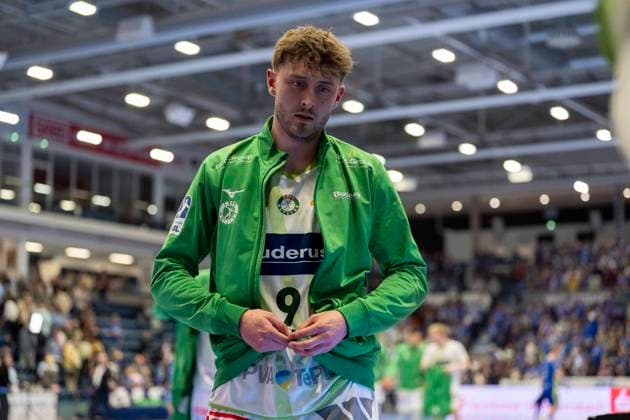 Niklas Theiß (HSG Wetzlar 9) enttaeuscht, enttaeuscht schauend, dissapointed, traurig, frustiert, frust, gefrustet, frustrated nach der Niederlage VfL Gummersbach - HSG Wetzlar, Handball Daikin HBL Handball Bundesliga, 28. Spieltag, 11.04.2026 Copyright: HMBxMedia xMarcoxBader