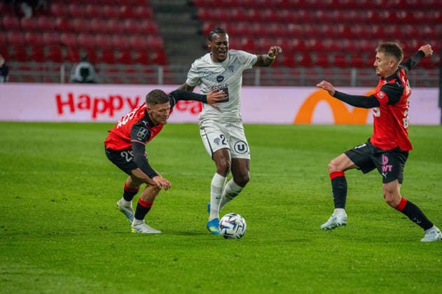 FOOTBALL : Stade Rennais vs Angers SCO - Ligue 1 - JournÃ e 29 - 11 04 2026 Lilian Raolisoa (Angers SCO) RennesFrance  Copyright: xEmilienxJousselinx
