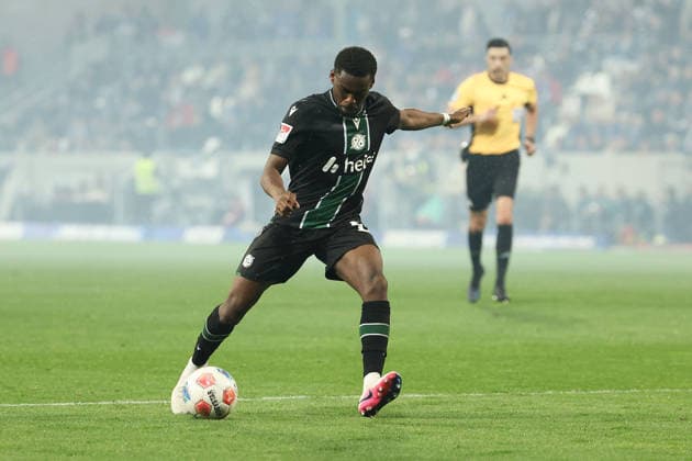 2026.04.11 xjfx 2.Bundesliga 29.Spieltag SV Darmstadt 98 - Hannover 96 v.l., Noel Aseko (Hannover 96) in aktion, in action, (DFL DFB REGULATIONS PROHIBIT ANY USE OF PHOTOGRAPHS as IMAGE SEQUENCES and or QUASI-VIDEO)
