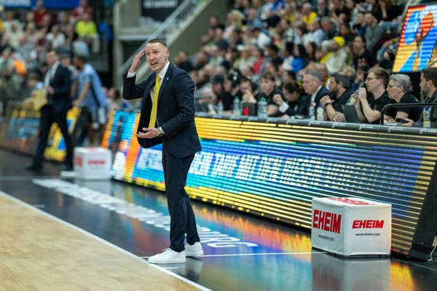 Mikko Riipinen (MHP RIESEN Ludwigsburg, Head-Coach), GER, MHP RIESEN Ludwigsburg vs. ALBA Berlin, Basketball Bundesliga, easycredit BBL, 29. Spieltag, Spielzeit 2025 2026, 11.04.2026, GER, MHP RIESEN Ludwigsburg vs. ALBA Berlin, Basketball Bundesliga, easycredit BBL, 29. Spieltag, Spielzeit 2025 2026, 11.04.2026 Ludwigsburg Copyright: xEibner-Pressefoto SaschaxWaltherx EP_EER