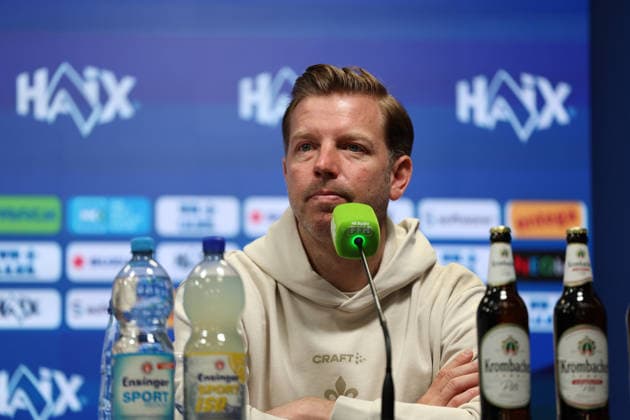11.04.2026, xrekx, Fussball 2.Bundesliga, SV Darmstadt 98 - Hannover 96 v.l. Pressekonferenz Florian Kohfeldt Trainer (SV Darmstadt 98) (DFL DFB REGULATIONS PROHIBIT ANY USE OF PHOTOGRAPHS as IMAGE SEQUENCES and or QUASI-VIDEO) Darmstadt