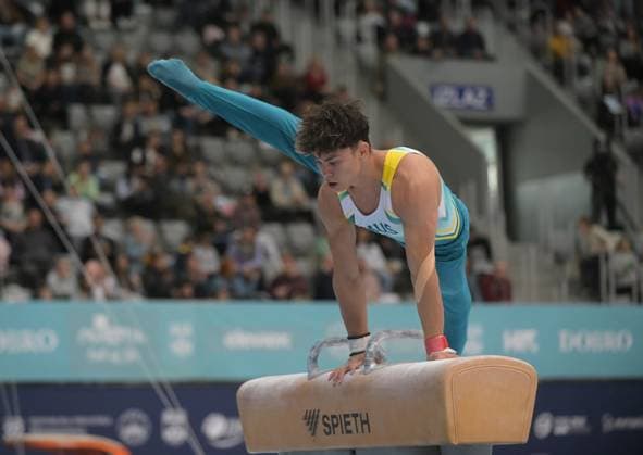 FIG APPARATUS WORLD CUP 2026 (CRO),Finals Day 1 (MAG, WAG), Hall Gradski vrt , Osijek, Croatia, 11.04.2026 HAGENS Tru (AUS) during FIG APPARATUS WORLD CUP 2026 (CRO),Final Day 1, Pommel Horse (MAG), Hall Gradski vrt , Osijek, Croatia, 11.04.2026 *** FIG APPARATUS WORLD CUP 2026 CRO ,Finals Day 1 MAG, WAG , Hall Gradski vrt , Osijek, Croatia, 11 04 2026 HAGENS Tru AUS during FIG APPARATUS WORLD CUP 2026 CRO ,Final Day 1, Pommel Horse MAG , Hall Gradski vrt , Osijek, Croatia, 11 04 2026 Copyright: xBEAUTIFULxSPORTS Stanusicx