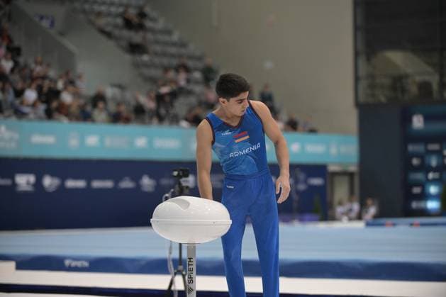 FIG APPARATUS WORLD CUP 2026 (CRO),Finals Day 1 (MAG, WAG), Hall Gradski vrt , Osijek, Croatia, 11.04.2026 MANUKYAN Hamlet (ARM) during FIG APPARATUS WORLD CUP 2026 (CRO),Final Day 1, Pommel Horse (MAG), Hall Gradski vrt , Osijek, Croatia, 11.04.2026 *** FIG APPARATUS WORLD CUP 2026 CRO ,Finals Day 1 MAG, WAG , Hall Gradski vrt , Osijek, Croatia, 11 04 2026 MANUKYAN Hamlet ARM during FIG APPARATUS WORLD CUP 2026 CRO ,Final Day 1, Pommel Horse MAG , Hall Gradski vrt , Osijek, Croatia, 11 04 2026 Copyright: xBEAUTIFULxSPORTS Stanusicx