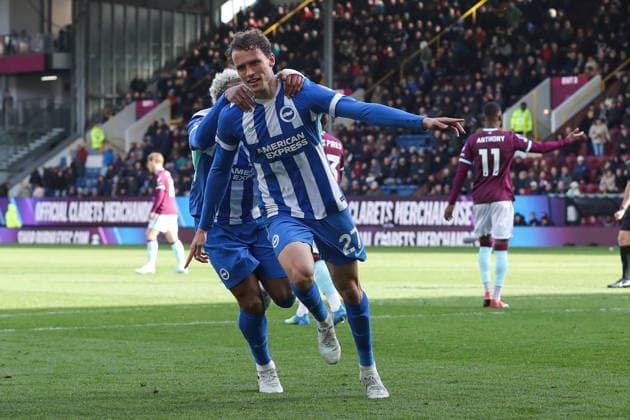 Burnley v Brighton & Hove Albion - Premier League Mats Wieffer of Brighton & Hove Albion celebrates after scoring to make it 0-2 during the Premier League match between Burnley and Brighton & Hove Albion at Turf Moor in Burnley, United Kingdom, on April 11, 2026. Burnley Lancashire United Kingdom  Copyright: xNewsxImagesx originalFilename:cosgrove-premierl260411_npE1Q.jpg