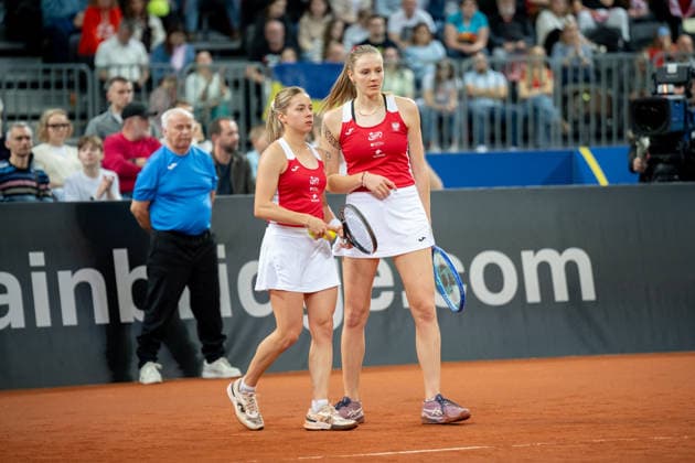 Poland v Ukraine - 2026 Billie Jean King Cup By Gainbridge Qualifiers: Day 2 Maja Chwalinska and Martyna Kubka of Poland compete in the Billie Jean King Cup Qualifiers, women s doubles tennis match against Ukraine at the PreZero Arena in Gliwice, Poland, on April 11, 2026. Gliwice Poland  Copyright: xMarcinxGolbax originalFilename:golba-polandvs260411_npXd4.jpg