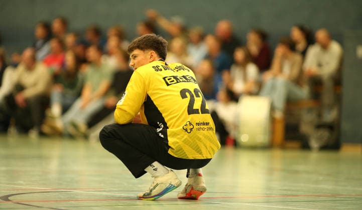 Handball, Saison 2025 2026, 3. Liga, Staffel Nord-Ost, Männer. HG Hamburg-Barmbek - SC DHfK Leipzig II. Daniel Guretzky (Leipzig) Barmbek Hamburg *** Handball, Season 2025 2026, 3 League, Season North East, Men HG Hamburg Barmbek SC DHfK Leipzig II Daniel Guretzky Leipzig Barmbek Hamburg