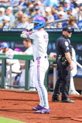 APR 11, 2026: Kansas City Royals shortstop Bobby Witt Jr. (7) is on deck circle at Kauffman Stadium in Kansas City, MO. CSM MLB, Baseball Herren, USA 2026: White Sox Vs Royals April 11th  - ZUMAc04_ 20260411_zma_c04_057 Copyright: xRomanxPunox