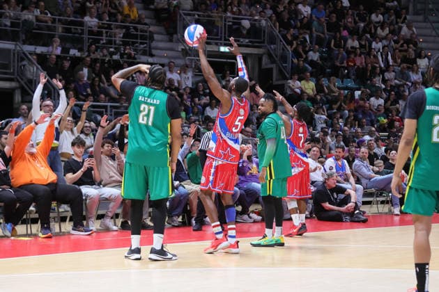 21 bainard Harlem Globetrotters - Washington Generals 100Years World Tour Bologna 11-04-2026 05 Bulldog Marck Harlem Globetrotters - Washington Generals 100Years World Tour Bologna 11-04-2026 49 07 Too Tall Winston Harlem Globetrotters - Washington Generals 100Years World Tour Bologna 11-04-2026 during Harlem Globetrotters 100Years World Tour, Events in Bologna, Italy, April 11 2026  Copyright: xValentinoxOrsini IPAxSportx xipa-agency.netx xx IPA_73902158 IPA_Agency_IPA73902158