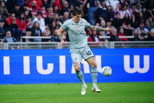 AC Milan v Udinese Calcio - Serie A Nicolo Zaniolo of Udinese Calcio during the Italian Serie A football match between AC Milan and Udinese Calcio at San Siro stadium in Milan, Italy, on April 11, 2026. Milano Italy Italy  Copyright: xLucaxRossinix originalFilename:rossini-acmilanv260411_npwr7.jpg