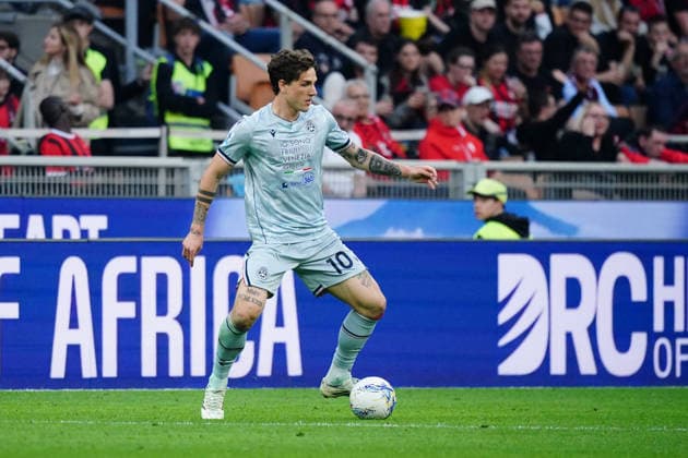 AC Milan v Udinese Calcio - Serie A Nicolo Zaniolo of Udinese Calcio during the Italian Serie A football match between AC Milan and Udinese Calcio at San Siro stadium in Milan, Italy, on April 11, 2026. Milano Italy Italy  Copyright: xLucaxRossinix originalFilename:rossini-acmilanv260411_npOQI.jpg