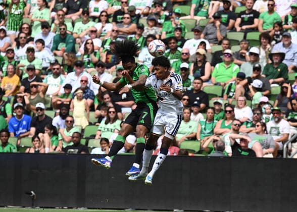 AUSTIN, TX - APRIL 11: Austin FC player Jayden Nelson (7) and LA Galaxy midfielder Maruicio Cuevas (19) battle for a header during MLS, Fussball Herren, USA game between Los Angeles Galaxy and Austin FC on April 11, 2026 at Q2 Stadium in Austin, TX. (Photo by John Rivera Icon Sportswire) SOCCER: APR 11 MLS Austin FC vs LA Galaxy EDITORIAL USE ONLY Icon426260411006