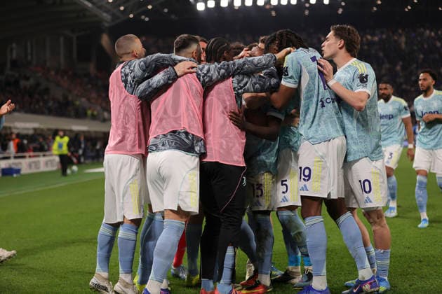 Atalanta BC v Juventus FC - Serie A Jeremie Boga of Juventus FC celebrates with his team after scoring a goal during the Atalanta BC vs Juventus FC match, part of the 32nd Serie A Enilive 2025-26 game, at New Balance Arena in Bergamo, Italy, on April 11, 2026. Bergamo Italy  Copyright: xDavidexCasentinix originalFilename:casentini-atalanta260411_npMaJ.jpg