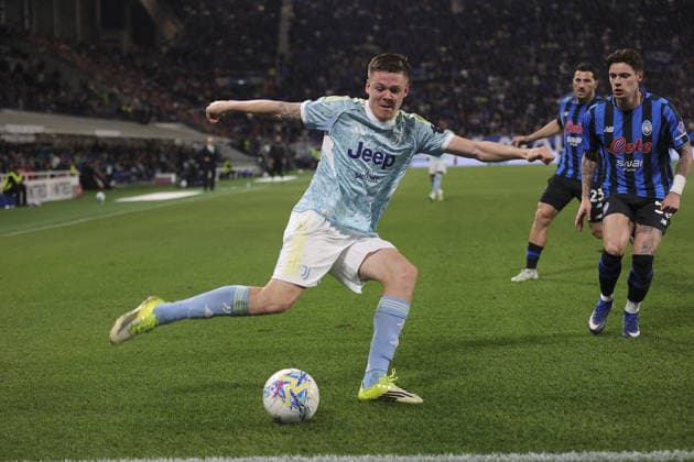 CALCIO - Serie A - Atalanta BC vs Juventus FC Emil Holm of Juventus FC play the ball during Atalanta BC vs Juventus FC, 32Â° Serie A Enilive 2025-26 game at New Balance Arena in Bergamo (BG), Italy, on April 11, 2026. Bergamo Italy  Copyright: xIPAxSport ABACAx