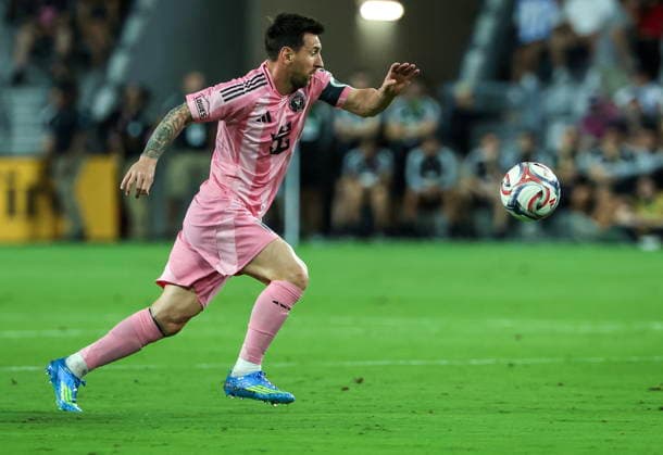 MLS, Fussball Herren, USA - Inter Miami CF vs Red Bull NY Inter Miami CF Attacking Midfielder Lionel Messi in action during the MLS game between Inter Miami CF and Red Bull New York at Nu Stadium in Miami, Florida, 11 April 2026. MIAMI FLORIDA United States  Copyright: xCRISTOBALxHERRERA-ULASHKEVICHx
