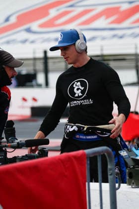 POMONA, CA - APRIL 11: Funny Car driver Jordan Vandegriff chats with track personnel during a break in the Motorsport, Herren, USA, Dragster Drag Race Lucas Oil Winternationals on April 11, 2026 at In-N-Out Burger Pomona Dragstrip in Pomona, CA. (Photo by Larry Placido Icon Sportswire) AUTO: APR 11 NHRA Lucas Oil NHRA Winternationals EDITORIAL USE ONLY Icon78826041130
