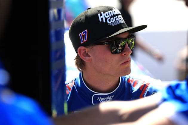 BRISTOL, TN - APRIL 11: Corey Day ( 17 Hendrick Motorsports HendrickCars.com Chevrolet) watches the action from pit road during qualifying for the NASCAR, Motorsport, USA O Reilly Auto Parts Series Suburban Propane 300 on April 11, 2026 at Bristol Motor Speedway in Bristol, TN. (Photo by Jeff Robinson Icon Sportswire) AUTO: APR 11 NASCAR O’Reilly Auto Parts Series Suburban Propane 300 EDITORIAL USE ONLY Icon2604112016300