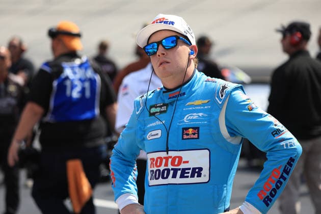 BRISTOL, TN - APRIL 11: Connor Zilisch ( 1 JR Motorsports Roto-Rooter Chevrolet) watches the action during qualifying for the NASCAR, Motorsport, USA O Reilly Auto Parts Series Suburban Propane 300 on April 11, 2026 at Bristol Motor Speedway in Bristol, TN. (Photo by Jeff Robinson Icon Sportswire) AUTO: APR 11 NASCAR O’Reilly Auto Parts Series Suburban Propane 300 EDITORIAL USE ONLY Icon2604112038300