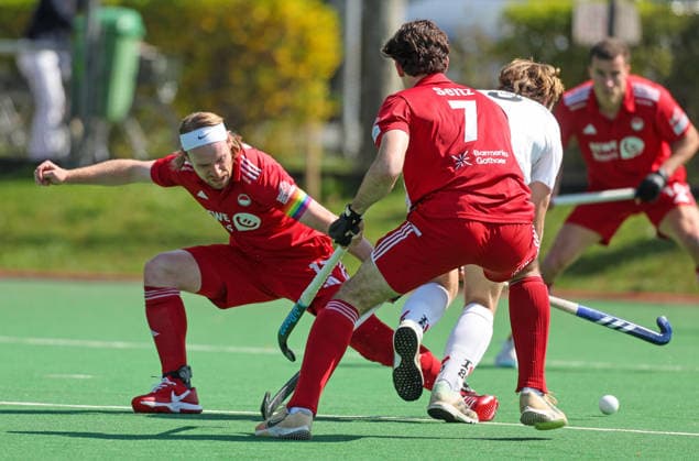 Feldhockey - 1. BL - SC Frankfurt 1880 - RW Köln - 11.04.26, Christopher RÜHR (Köln), Arne SELBACH (Frankfurt), Fabio SEITZ (Köln), - *** Field field hockey 1 BL SC Frankfurt 1880 RW Köln 11 04 26, Christopher RÜHR Köln , Arne SELBACH Frankfurt , Fabio SEITZ Köln ,