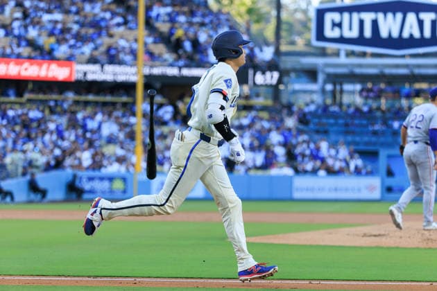April 11, 2026, Los Angeles, California, USA: Shohei Ohtani 17 of the Los Angeles Dodgers throws his bats after hitting a solo home run in the first inning during a regular season MLB, Baseball Herren, USA game against the Texas Rangers on Saturday April 11, 2026 at Dodger Stadium in Los Angeles, California. Dodgers defeat Rangers, 6-3. JAVIER ROJAS PI Los Angeles USA - ZUMAp124 20260411_zaa_p124_005 Copyright: xJavierxRojasx
