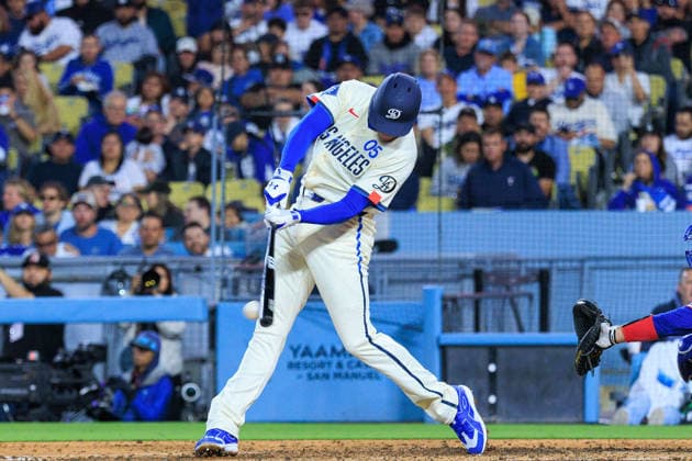 April 11, 2026, Los Angeles, California, USA: Freddie Freeman 5 of the Los Angeles Dodgers at bat during a regular season MLB, Baseball Herren, USA game against the Texas Rangers on Saturday April 11, 2026 at Dodger Stadium in Los Angeles, California. Dodgers defeat Rangers, 6-3. JAVIER ROJAS PI Dodgers Defeat Rangers, 6-3  - ZUMAp124 20260411_zaa_p124_019 Copyright: xJavierxRojasx
