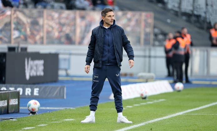 Trainer Stefan Leitl Einzelbild Freisteller Aktion Fußball Fussball DFL 2.Bundesliga Herren 29. Spieltag Saison 2025 2026 11.04.2026 Hertha BSC Berlin vs. 1.FC Kaiserslautern FCK DFL regulations prohibit any use of photographs as image sequences and or quasi-video