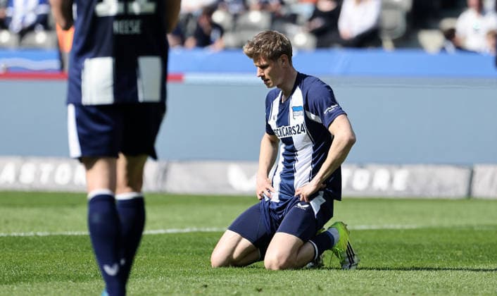 Luca Schuler enttäuscht nach vergebener Torchance Enttäuschung Fußball Fussball DFL 2.Bundesliga Herren 29. Spieltag Saison 2025 2026 11.04.2026 Hertha BSC Berlin vs. 1.FC Kaiserslautern FCK DFL regulations prohibit any use of photographs as image sequences and or quasi-video