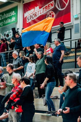 BB-1BL Damen Syntainics MBC Lions - BC Pharmaserv Marburg Fans GISA Lions MBC waehrend der Saison 2025-2026 im Halbfinale Playoff im Spiel 1 von 5 in der DBBL Toyota Bundesliga Syntainics MBC Lions und BC Pharmaserv Marburg in der SWH Arena am 11. April 2026 in Halle Saale, Sachsen Anhalt, Deutschland
