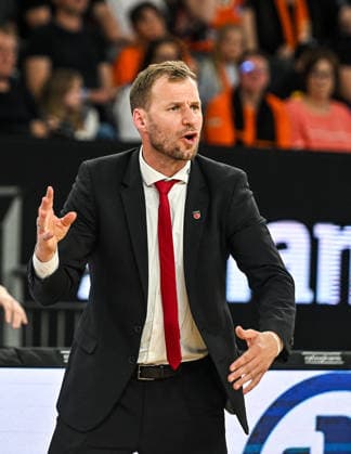 GER, BBL, ratiopharm Ulm vs BMA 365 Bamberg Baskets 11.04.2026, ratiopharm arena, Neu-Ulm, GER, BBL, ratiopharm Ulm vs BMA 365 Bamberg Baskets, im Bild Anton Gavel (Bamberg)