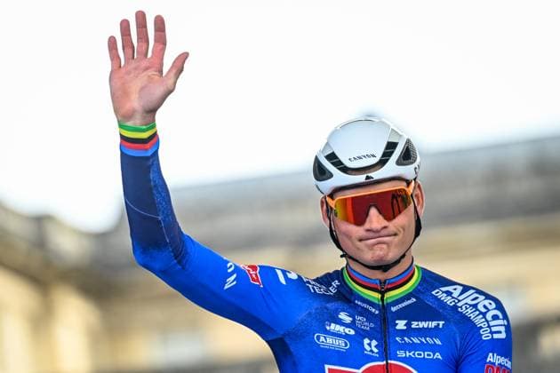 Dutch Mathieu van der Poel of Alpecin-Premier Tech pictured before the men s Paris-Roubaix cycling race, Sunday 12 April 2026, around Roubaix, France. The 123rd edition of Paris-Roubaix cycling races will take on Sunday, with the women riding 143,1 km the men riding 258,3 km on Sunday. JASPERxJACOBS  x170543997x