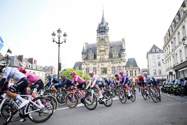 Paris - Roubaix Hauts-de-France 2026 Cycling Race ROUBAIX, FRANCE - APRIL 12 : Illustration picture of the start of the race during the 123rd edition of Paris - Roubaix Hauts-de-France an UCI World Tour 1.UWT one day cycling road race for Men Elite of 258 km with start in Compiegne and finish in Roubaix on April 12, 2026 in Roubaix, France, 12 04 2026 ( Motordriver Kenny Verfaillie - Roubaix France  Copyright: xVincentxKalutx