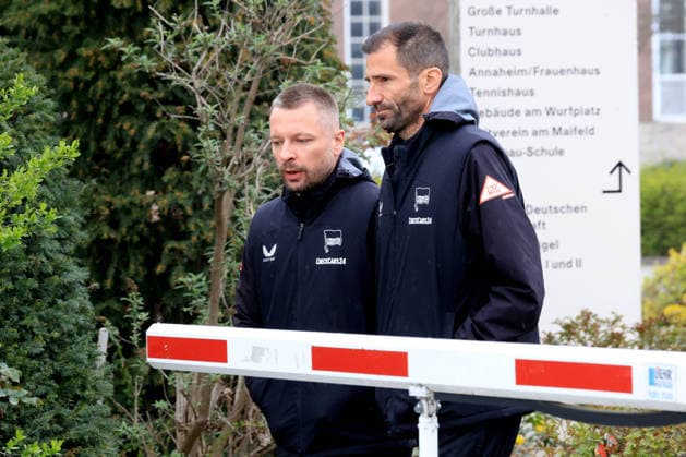 DEU, DFL, 2. FBL Hertha BSC, Training, 12.04.2026, Sportforum, Berlin, DEU, DFL, 2. FBL Hertha BSC, Training, im Bild Co-Trainer Andre Mijatovic (Hertha BSC Berlin), Co-Trainer Patrick Ebert (Hertha BSC Berlin) DFL - regulations prohibit any use of Photographs as image sequences and or quasi-video