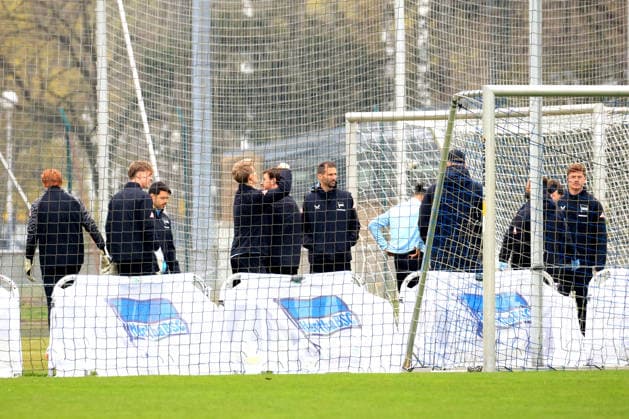 DEU, DFL, 2. FBL Hertha BSC, Training, 12.04.2026, Sportforum, Berlin, DEU, DFL, 2. FBL Hertha BSC, Training, im Bild Hertha-Spielerkreis DFL - regulations prohibit any use of Photographs as image sequences and or quasi-video