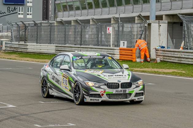 Guilherme Oliveira & Lluc Ibanez Trullols & Max Reis & Nil Montserrat Simo (Manheller Racing) fährt auf der Rennstrecke am Nürburgring Rennwagen Guilherme Oliveira & Lluc Ibanez Trullols & Max Reis & Nil Montserrat Simo (Manheller Racing) auf der Strecke *** Guilherme Oliveira Lluc Ibanez Trullols Max Reis Nil Montserrat Simo Manheller Racing drives on the Nürburgring race track Racing car Guilherme Oliveira Lluc Ibanez Trullols Max Reis Nil Montserrat Simo Manheller Racing on the track Copyright: xMichaelxSchäferx