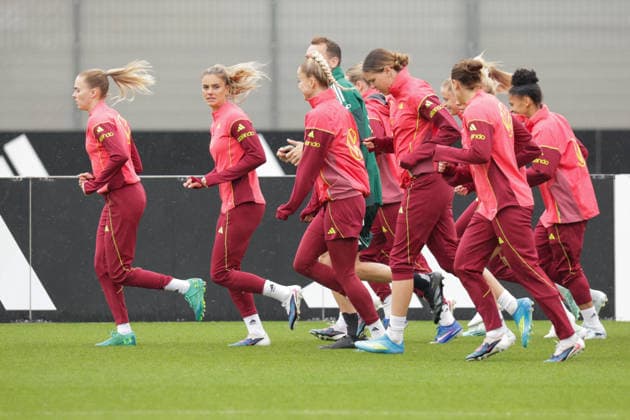 12.04.2026, xgrfx, Fussball DFB-Medientermine, Deutsche Frauennationalmannschaft - Training v.l. Die deutsche Nationalmannschaft trainiert auf dem Adidas Home Ground in Herzogenaurach. (Deutsche Frauennationalmannschaft) (DFL DFB REGULATIONS PROHIBIT ANY USE OF PHOTOGRAPHS as IMAGE SEQUENCES and or QUASI-VIDEO) Herzogenaurach