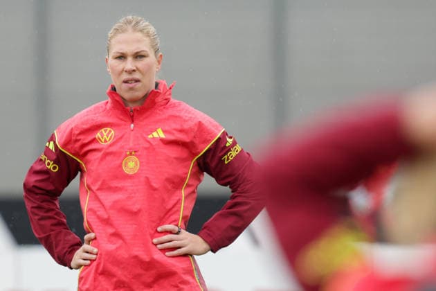 12.04.2026, xgrfx, Fussball DFB-Medientermine, Deutsche Frauennationalmannschaft - Training v.l. Rebecca Knaak (Deutsche Frauennationalmannschaft) (DFL DFB REGULATIONS PROHIBIT ANY USE OF PHOTOGRAPHS as IMAGE SEQUENCES and or QUASI-VIDEO) Herzogenaurach