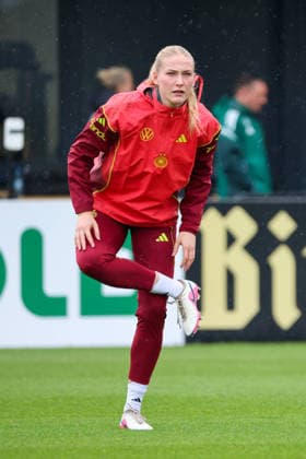 Herzogenaurach, Deutschland, 12. April 2026: Länderspielmaßnahme Vorbereitung auf das Frauen WM-Qualifikationsspiel gegen Österreich - Training in Herzogenaurach Im Bild: Camilla Küver Kuever (Deutschland) Copyright: HMBxMedia MadeleinexFantini