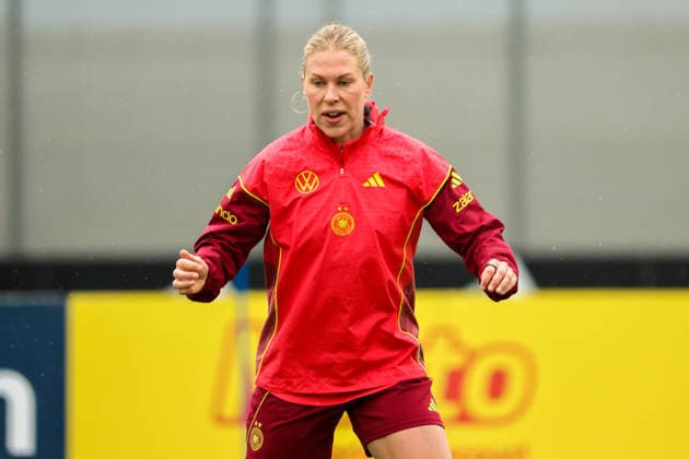 Herzogenaurach, Deutschland, 12. April 2026: Länderspielmaßnahme Vorbereitung auf das Frauen WM-Qualifikationsspiel gegen Österreich - Training in Herzogenaurach Im Bild: Rebecca Knaak (Deutschland) Copyright: HMBxMedia MadeleinexFantini