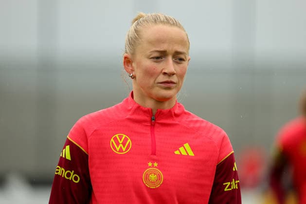 Herzogenaurach, Deutschland, 12. April 2026: Länderspielmaßnahme Vorbereitung auf das Frauen WM-Qualifikationsspiel gegen Österreich - Training in Herzogenaurach Im Bild: Lea Schüller Schueller (Deutschland) Copyright: HMBxMedia MadeleinexFantini