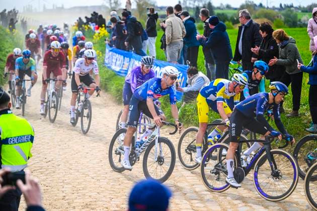 Paris - Roubaix Hauts-de-France 2026 Cycling Race ROUBAIX, FRANCE - APRIL 12 : Rickaert Jonas (BEL) of Alpecin Premier Tech in action during the 123rd edition of Paris - Roubaix Hauts-de-France an UCI World Tour 1.UWT one day cycling road race for Men Elite of 258 km with start in Compiegne and finish in Roubaix on April 12, 2026 in Roubaix, France, 12 04 2026 ( Motordriver Kenny Verfaillie - Roubaix France  Copyright: xVincentxKalutx