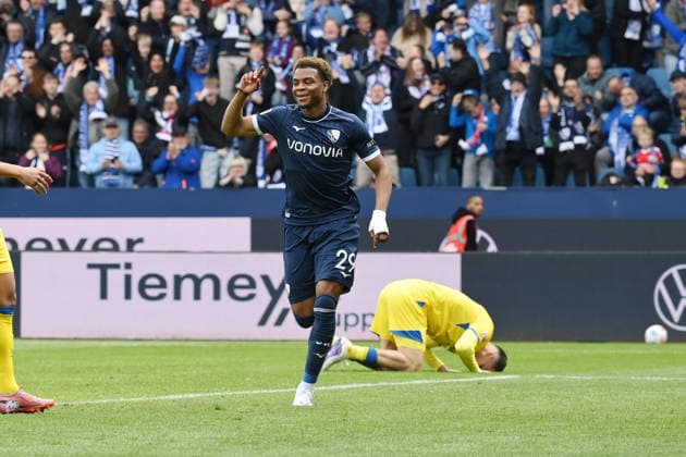 Jubel 3:0 Farid Alfa-Ruprecht (VfL Bochum) 12.04.2026, Fussball 2. Bundesliga, Saison 2025 2026, 29. Spieltag, VfL Bochum - Eintracht Braunschweig DFL regulations prohibit any use of photographs as image sequences and or quasi-video Bochum Vonovia Ruhrstadion Nordrhein Westfalen Deutschland