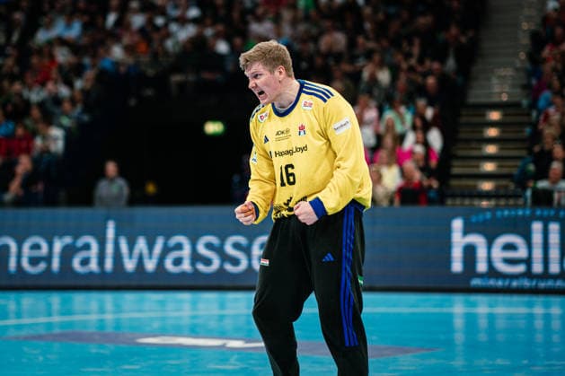 HBL: HSV Hamburg vs. THW Kiel, 12.04.2026 Robin Haug (HSV Hamburg, 16) jubelt; HBL: HSV Hamburg vs. THW Kiel am 12.04.2026 in der Barclays Arena, Hamburg Copyright: xBEAUTIFULxSPORTS Tonhäuserx