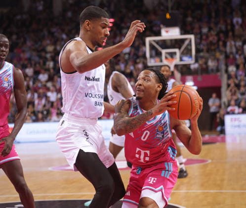 Jalen Finch Telekom Baskets Bonn vs. Basketball Löwen (Loewen) Braunschweig 29. Speiltag - Saison 2025 26