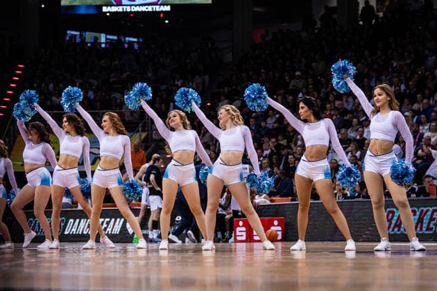 easyCredit Basketball Bundesliga, Telekom Baskets Bonn vs. Basketball Löwen Braunschweig, 12.04.2026 Das Baskets Danceteam sorgt für Stimmung -- easyCredit Basketball Bundesliga, Telekom Baskets Bonn vs. Basketball Löwen Braunschweig, 12.04.2026, Telekom Dome Bonn Copyright: xBEAUTIFULxSPORTS Derixx